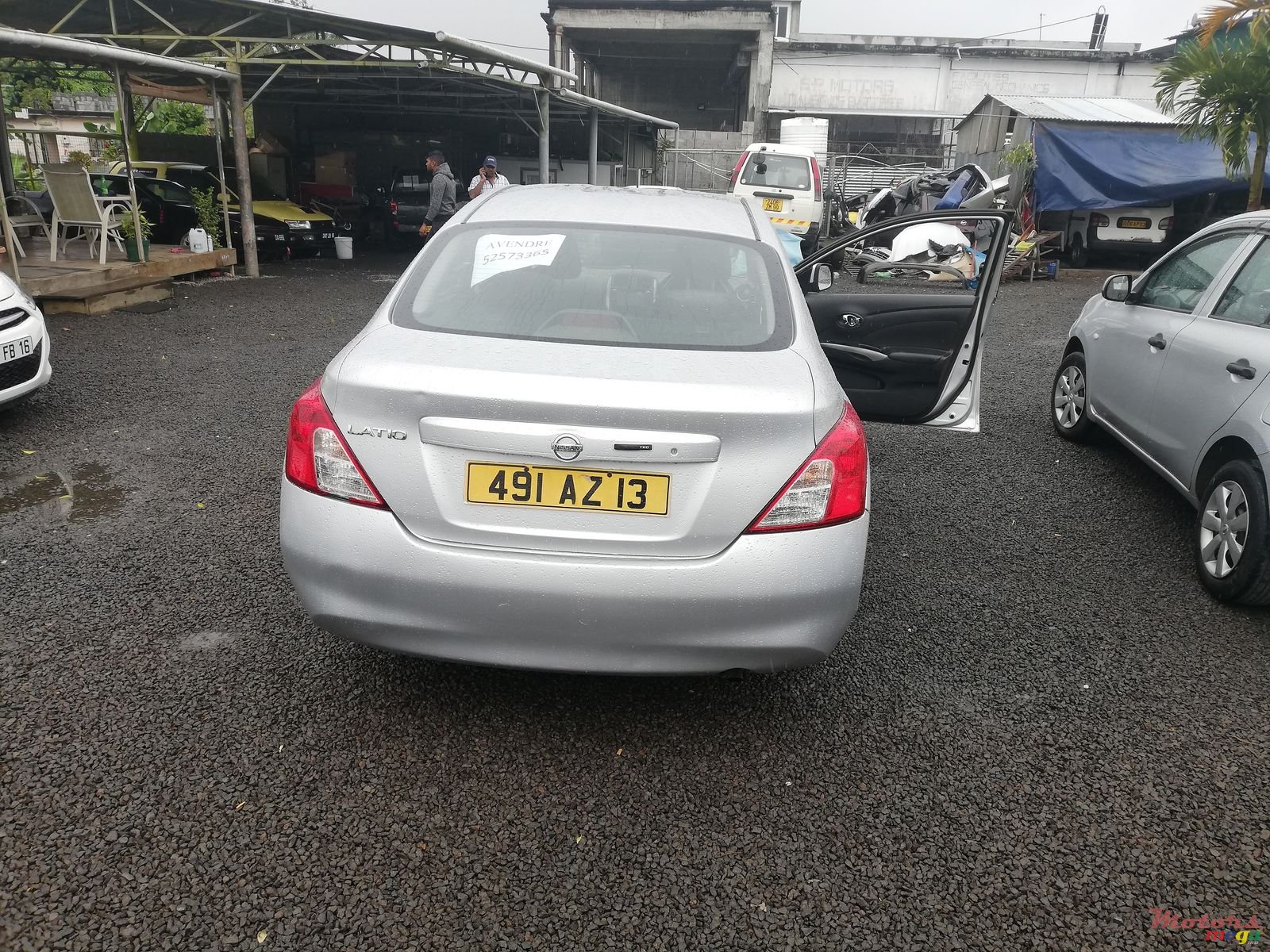 2013' Nissan photo #3