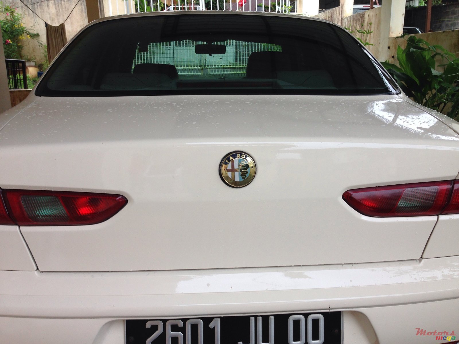 2000' Alfa Romeo photo #3