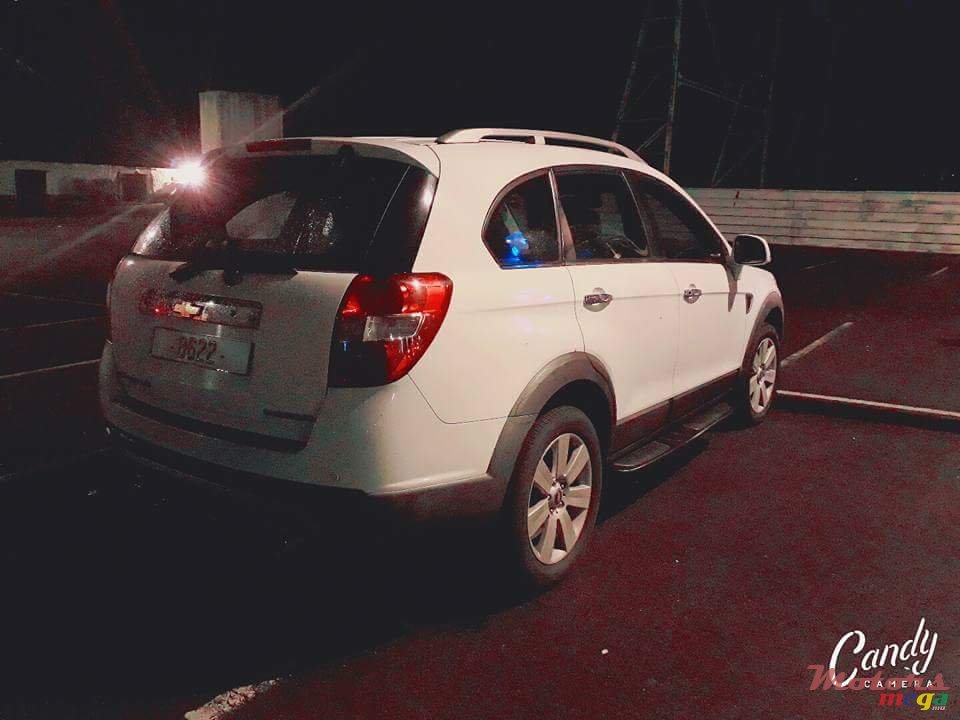 2008' Chevrolet Captiva photo #1
