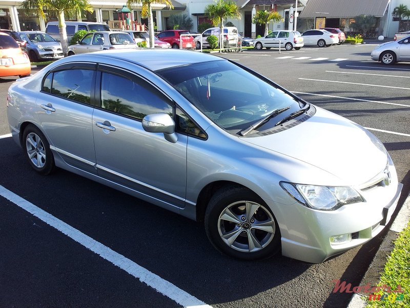 2008' Honda Civic Hybrid photo #1