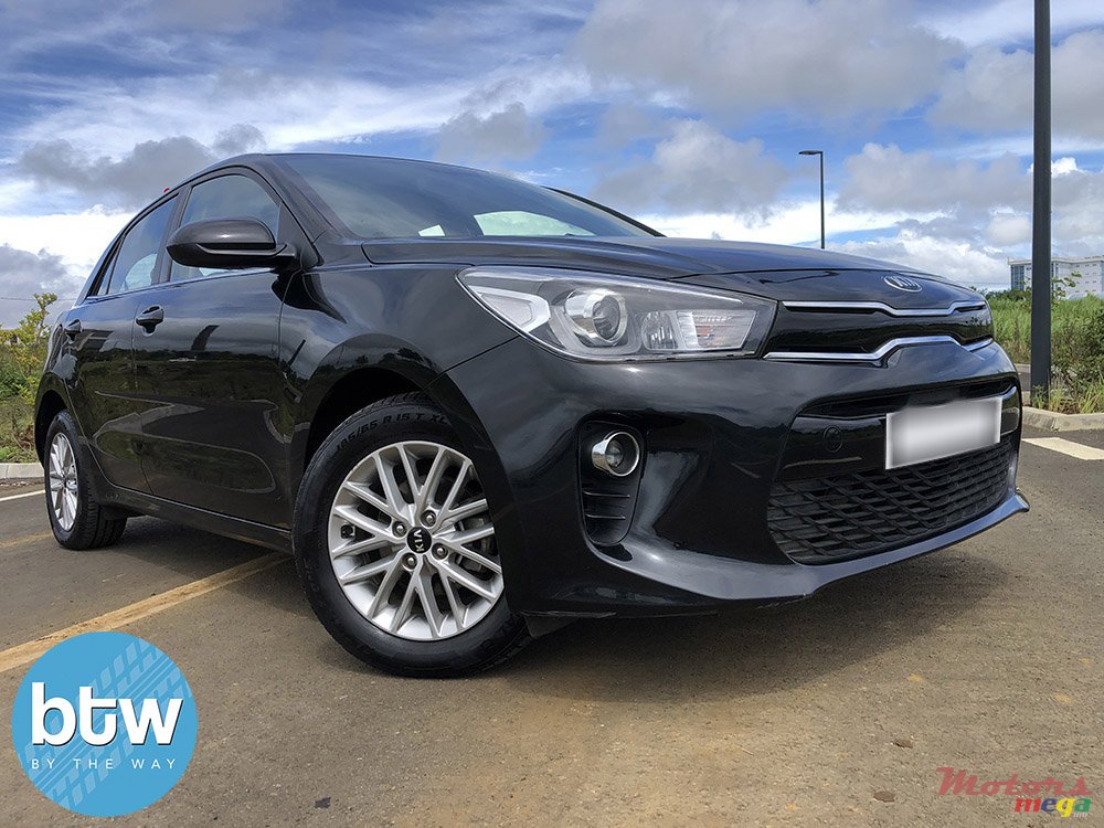 2017' Kia Rio photo #1