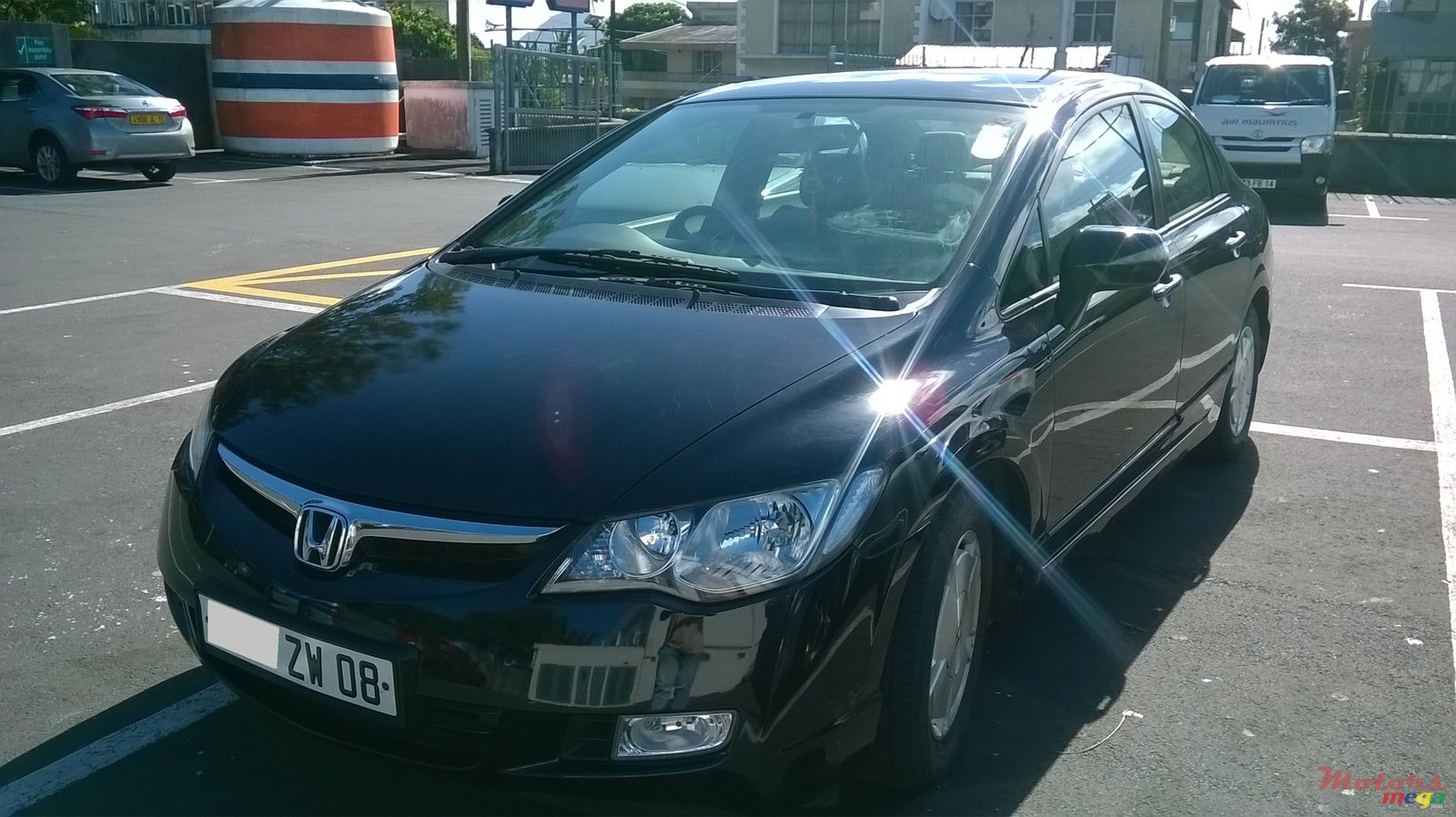 2008' Honda Civic Hybrid photo #2