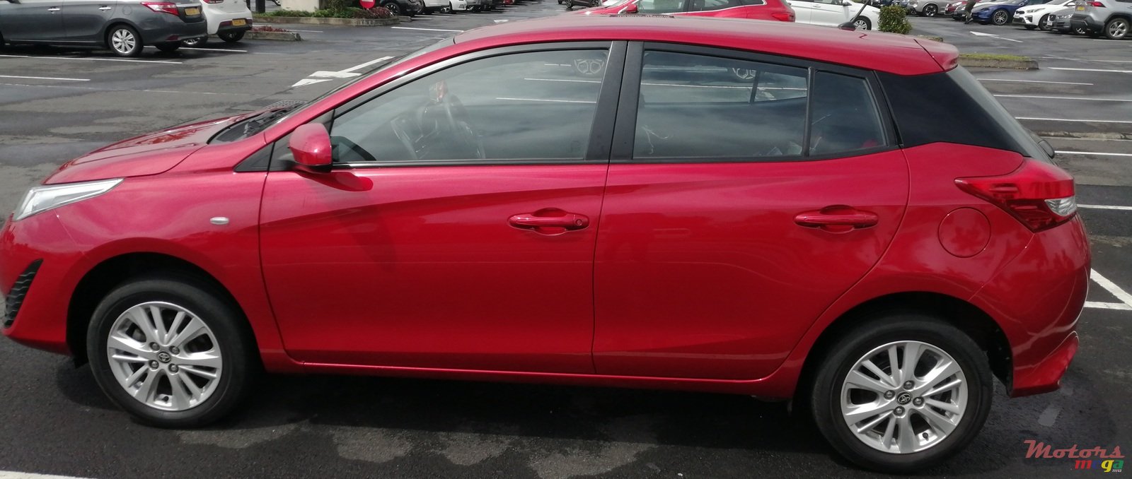 2018' Toyota Yaris photo #5