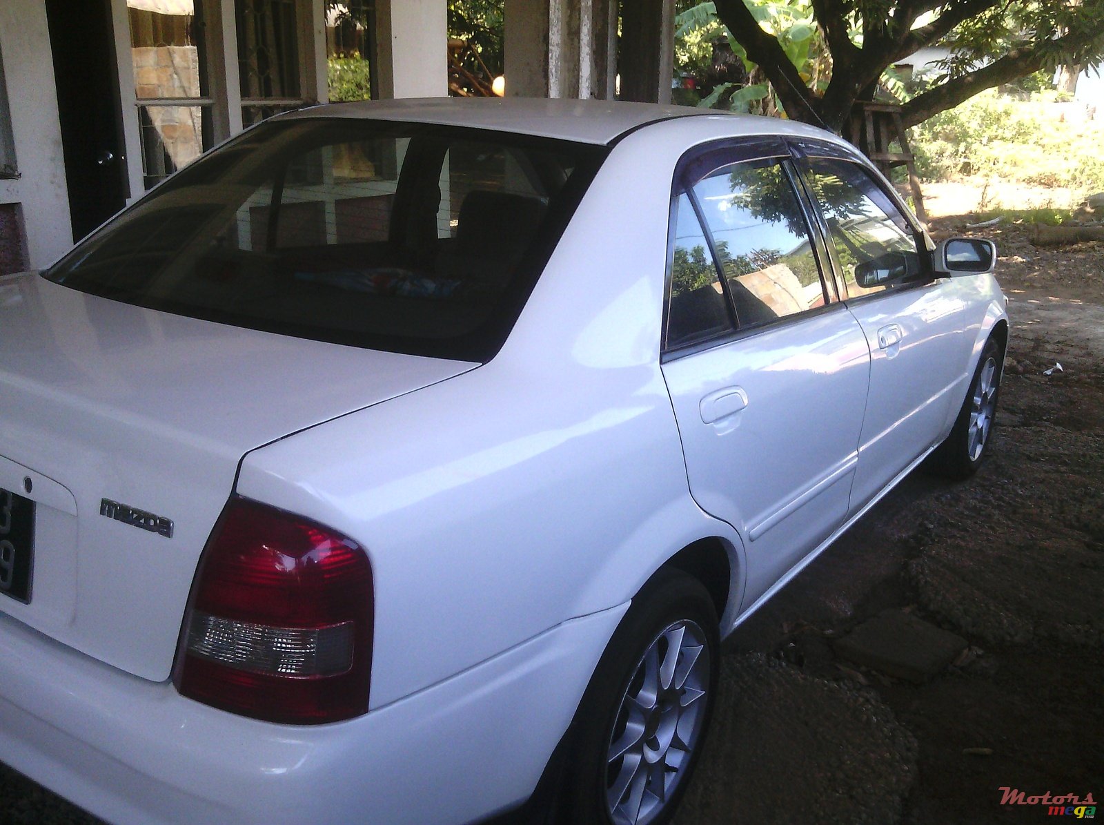 1999' Mazda Familia photo #1