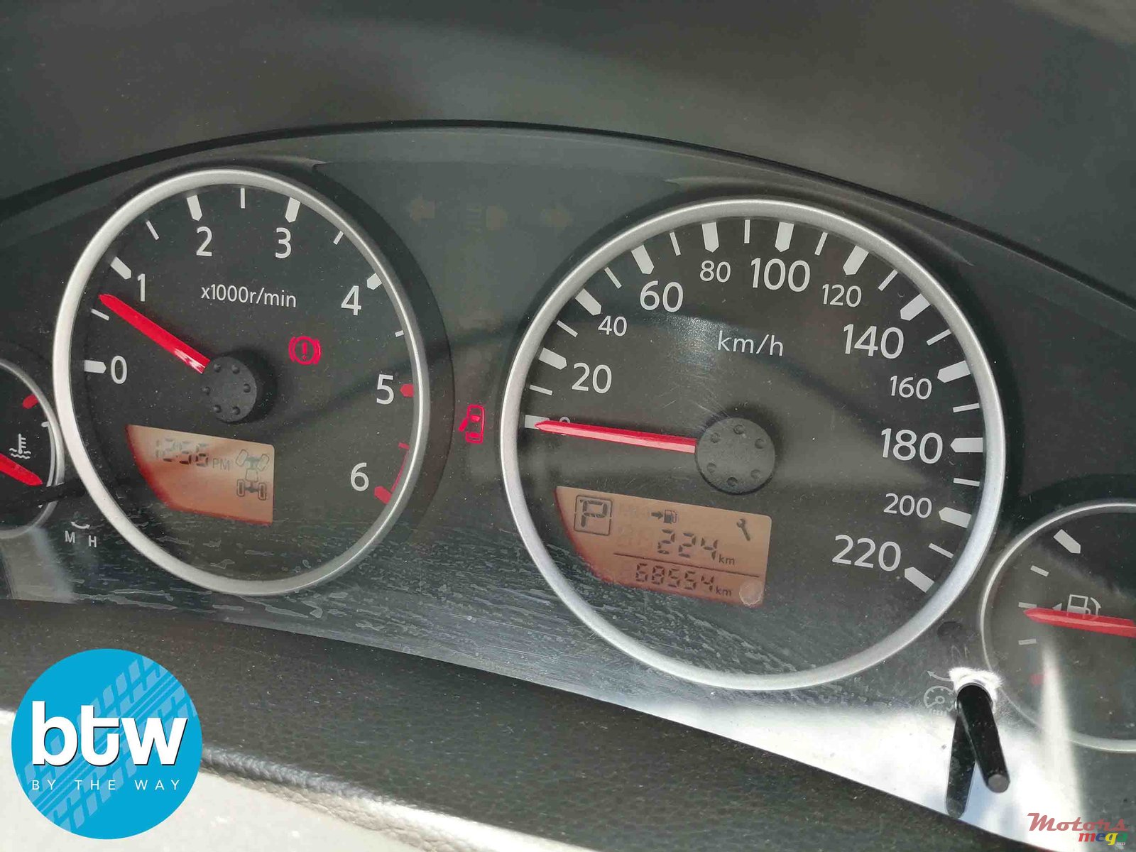 2017' Nissan Navara photo #7