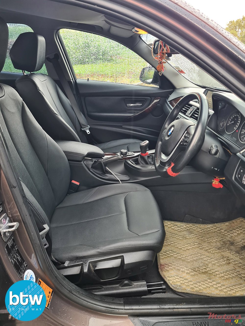 2013' BMW 3 Series photo #5