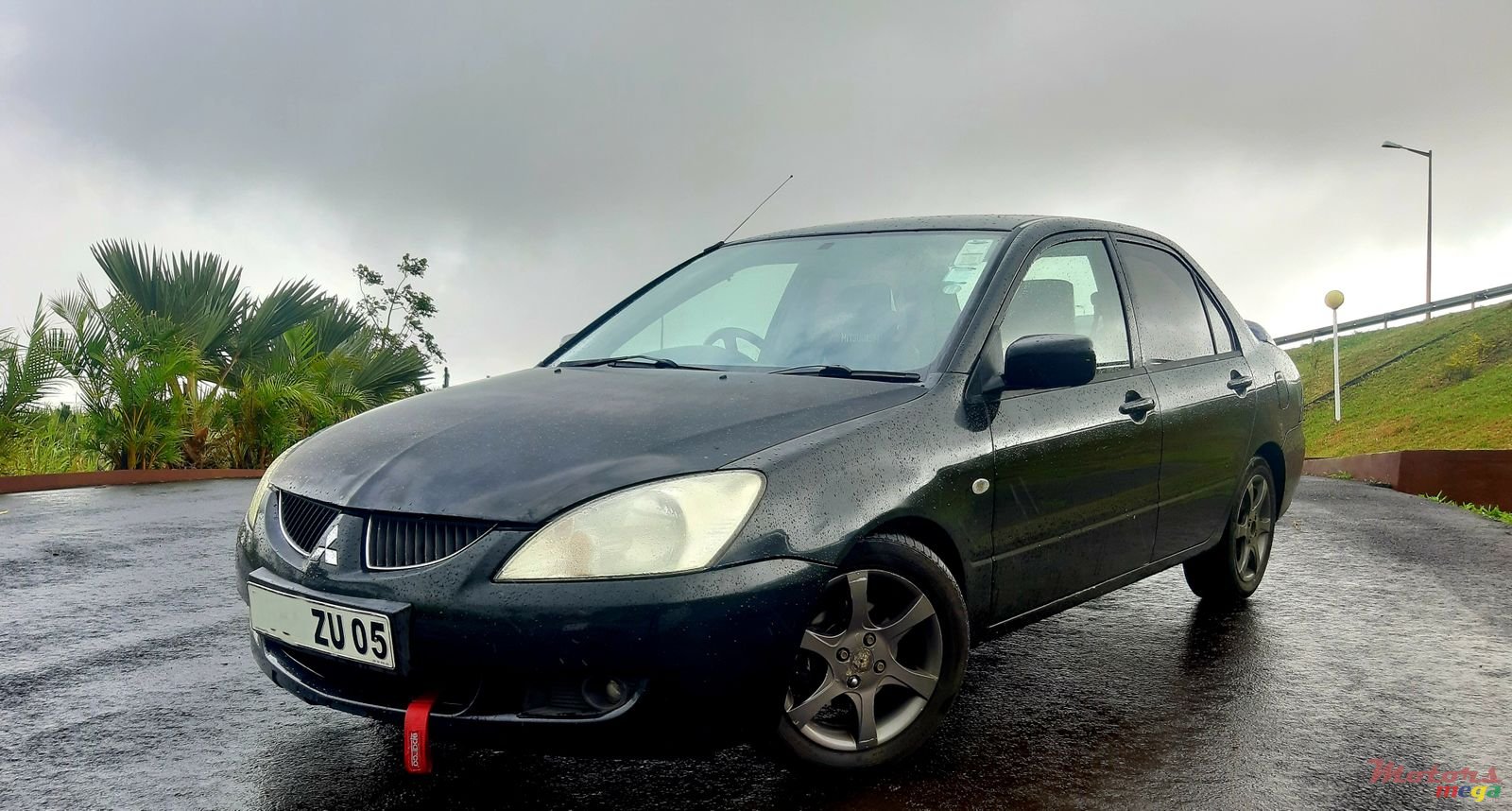 2005' Mitsubishi Lancer Glx 1.6 photo #1
