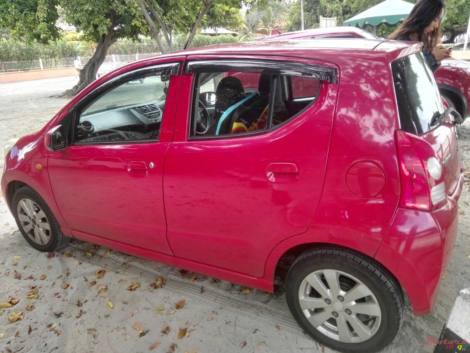 2010' Suzuki Celerio Hatchback photo #2