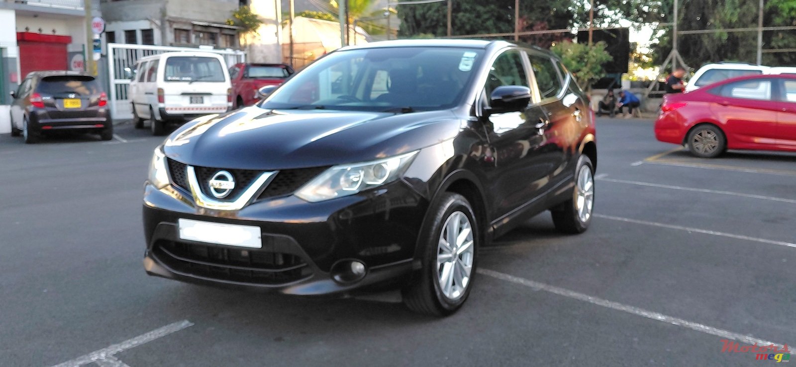 2015' Nissan Qashqai photo #1