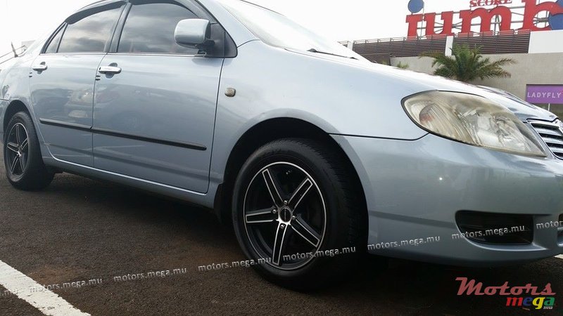 2005' Toyota Corolla photo #3