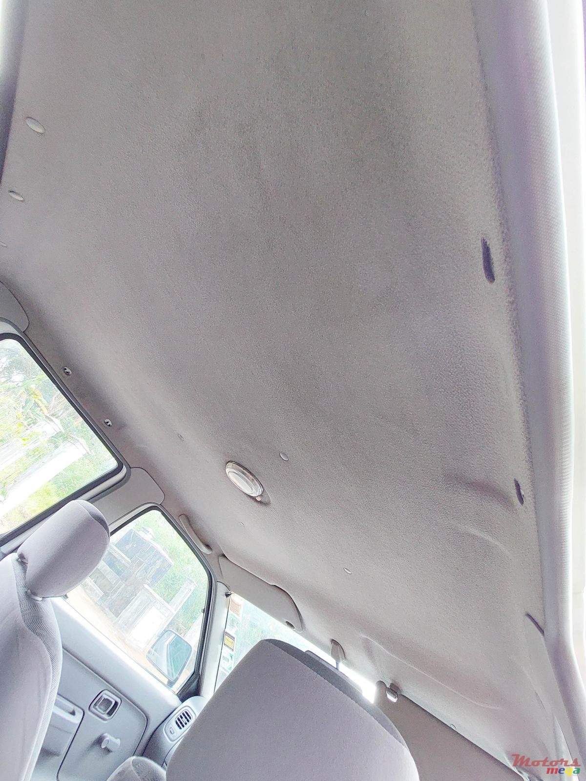 2010' Nissan Navara photo #6