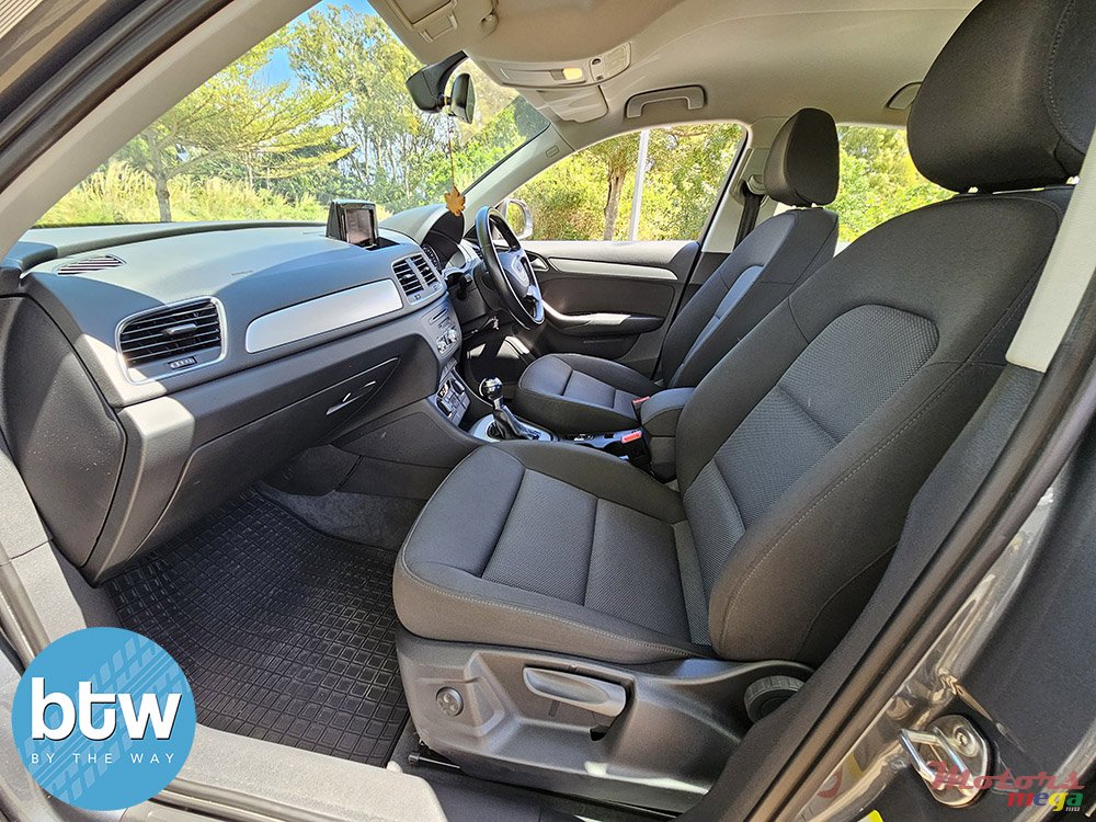 2017' Audi Q3 photo #5