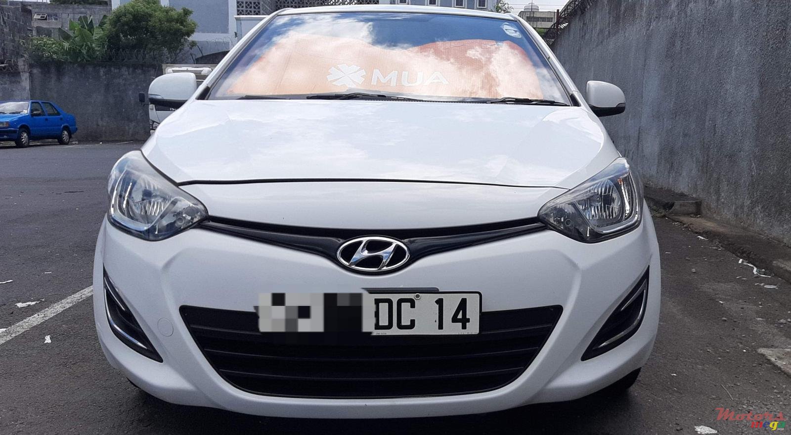 2014' Hyundai i20 Full-option photo #5