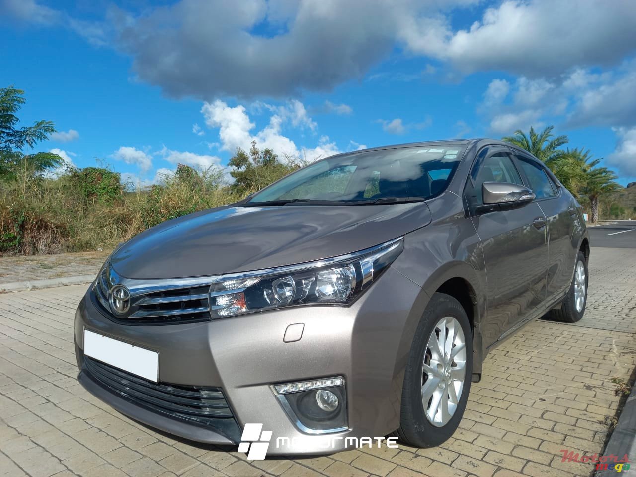 2016' Toyota Corolla photo #2