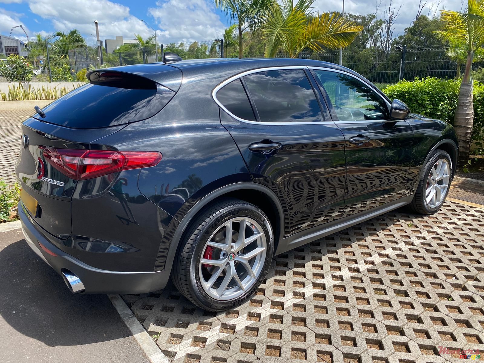 2018' Alfa Romeo Stelvio Q4 photo #4
