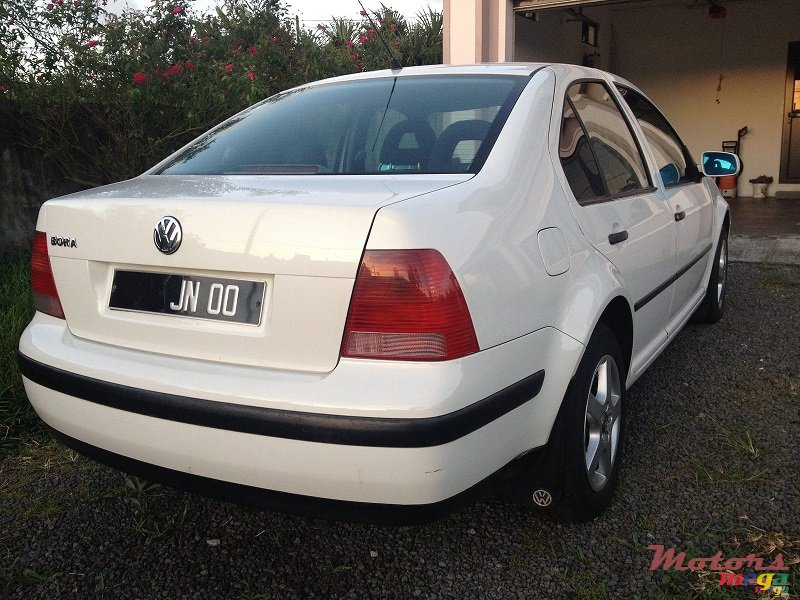 2000' Volkswagen Bora photo #3