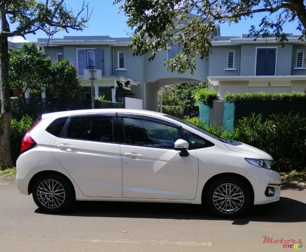 2017' Honda Fit photo #1