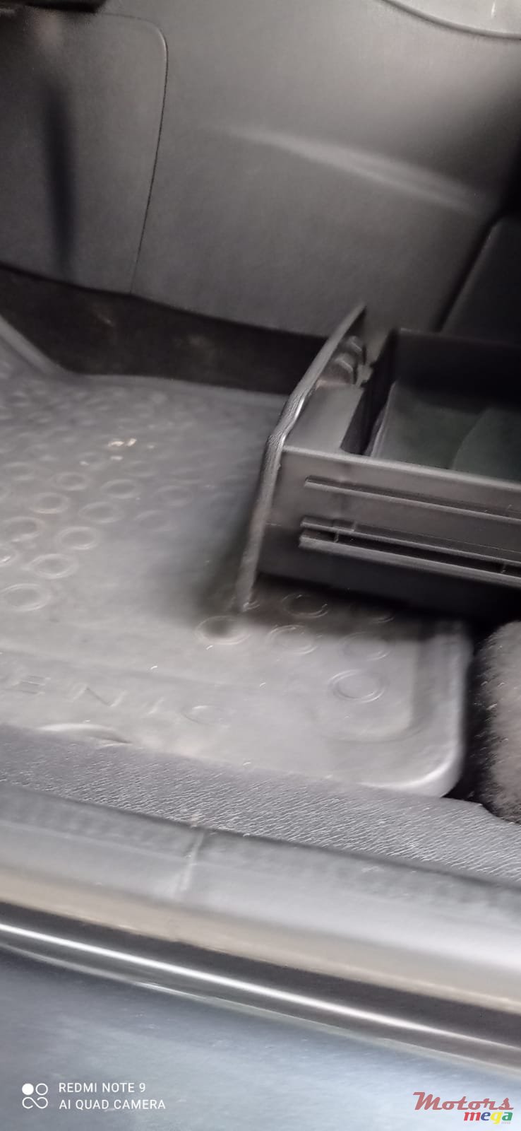 2011' Renault Scenic 3 Phase 1 photo #4