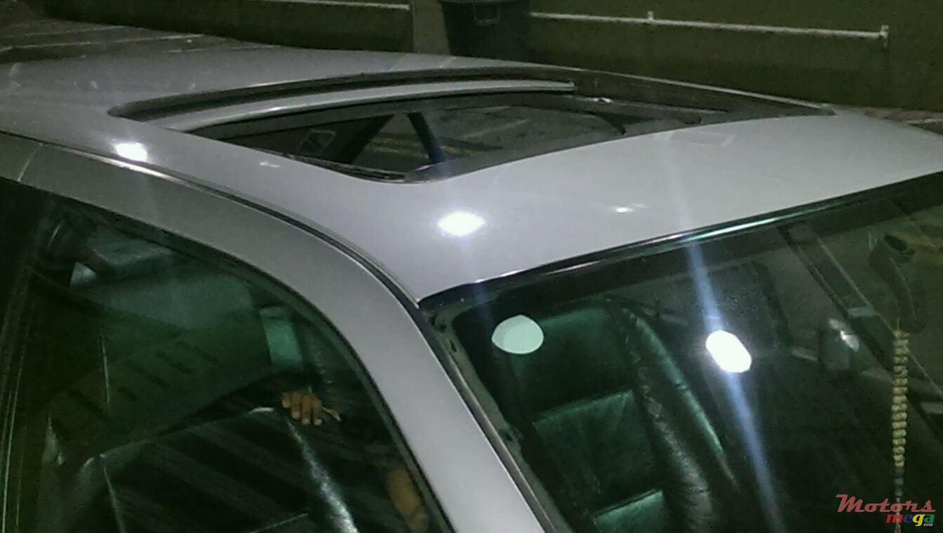 1997' BMW 318 none photo #3