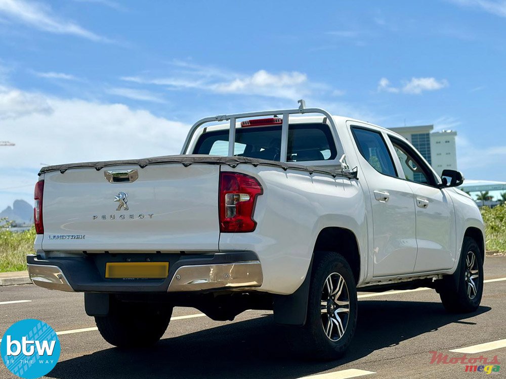 2022' Peugeot LANDTREK 4x4 photo #4