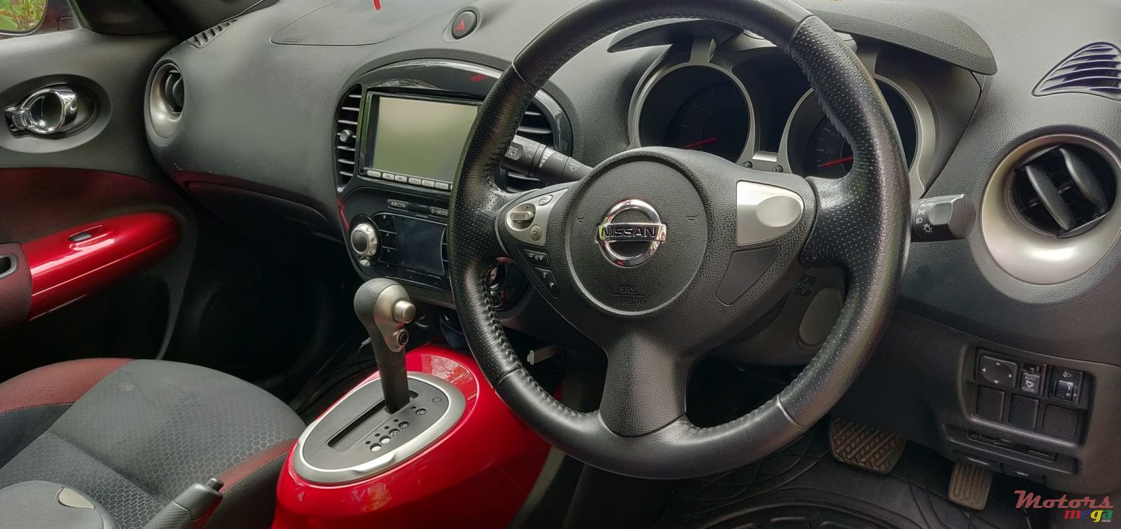 2011' Nissan Juke photo #3