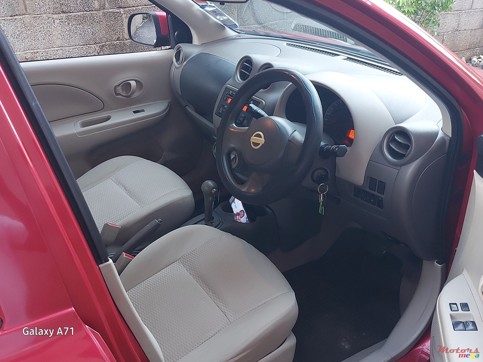 2014' Nissan Micra photo #3