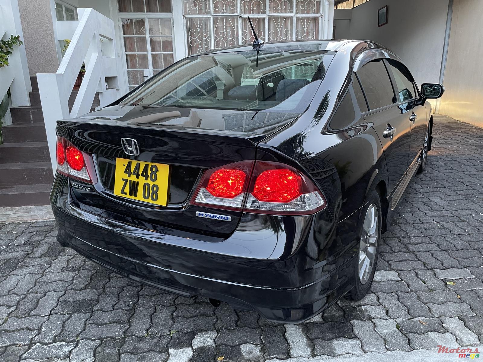 2008' Honda Civic hybrid photo #2