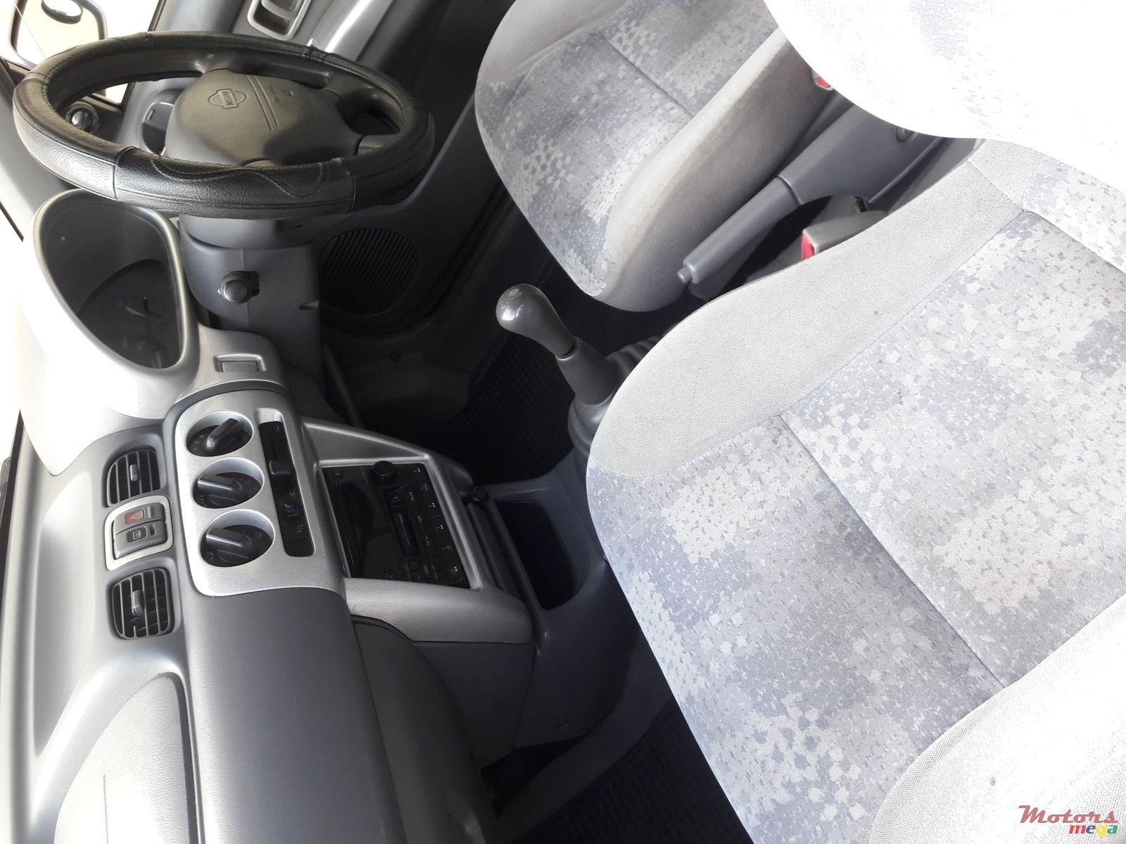 2001' Nissan March photo #3