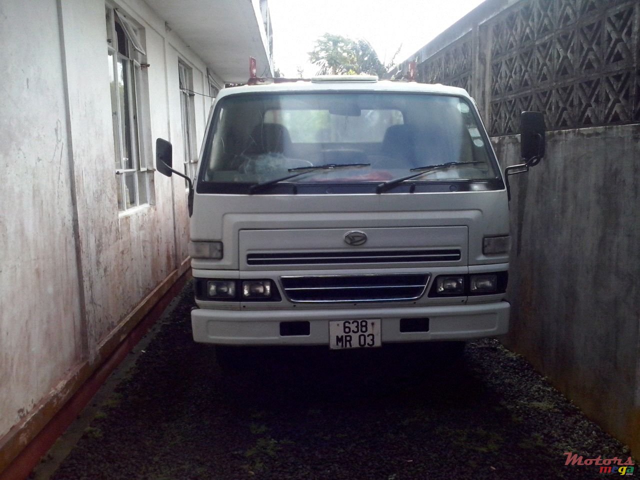 2003' Daihatsu photo #1