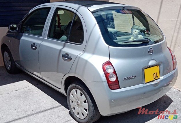 2004' Nissan March photo #5