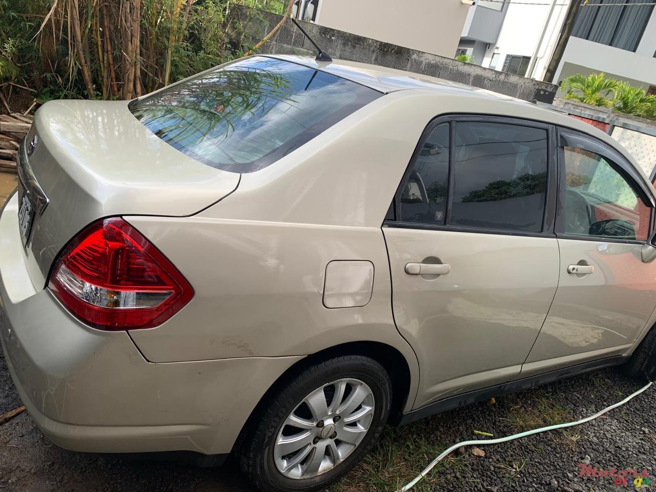 2005' Nissan Tiida photo #7