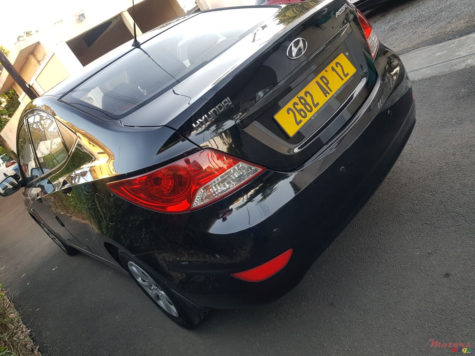 2012' Hyundai Accent photo #4