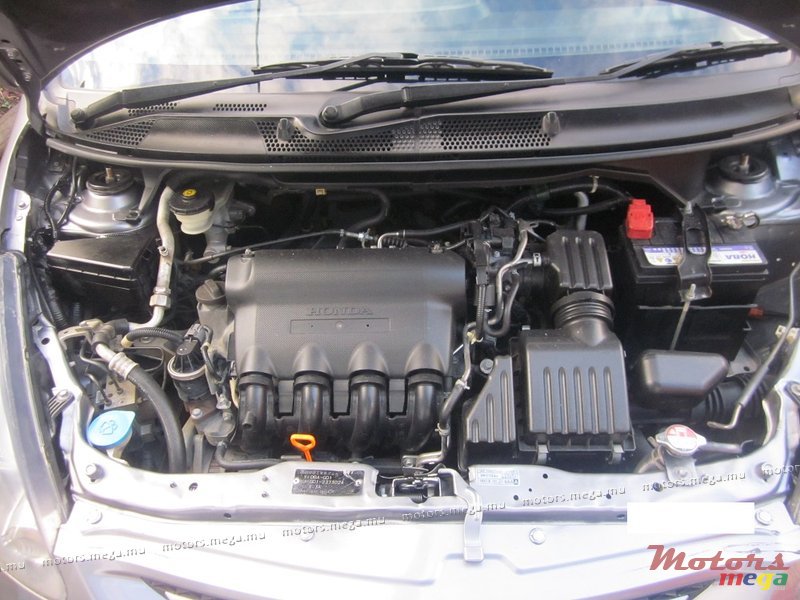 2006' Honda fit photo #5