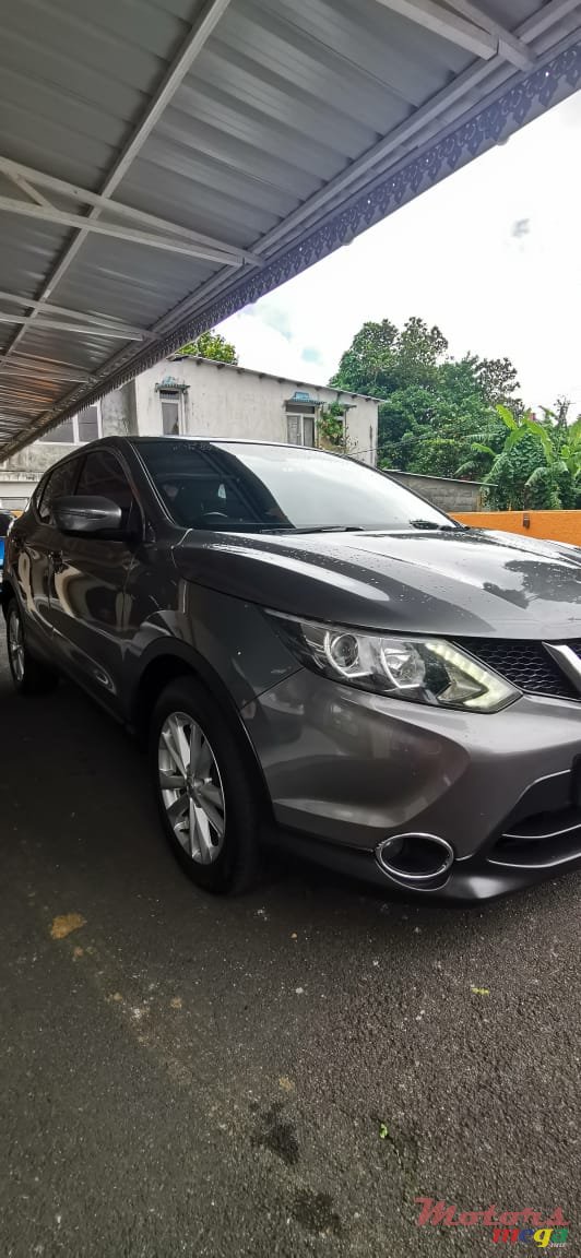 2015' Nissan Qashqai photo #6