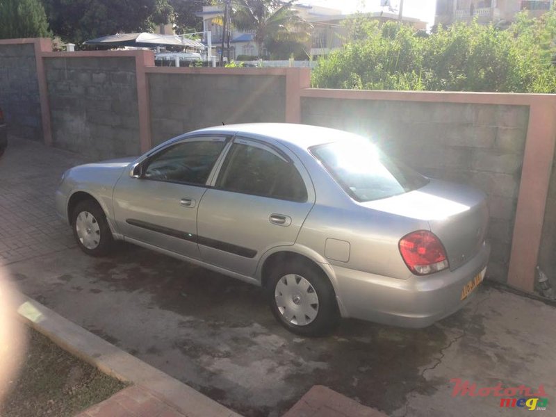 2011' Nissan Sunny N18 photo #5