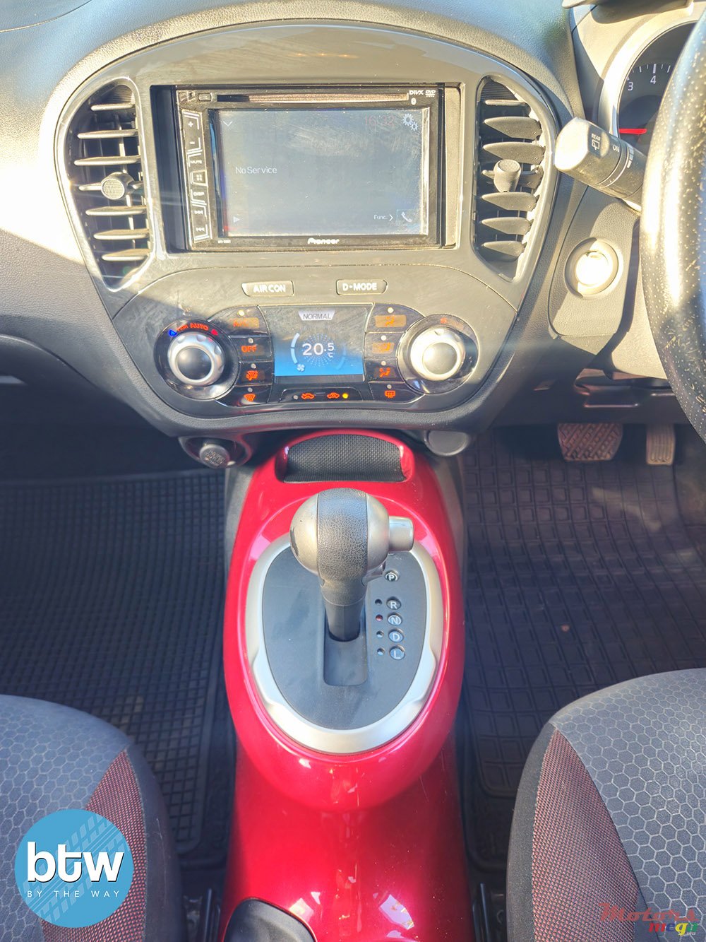 2014' Nissan Juke photo #7