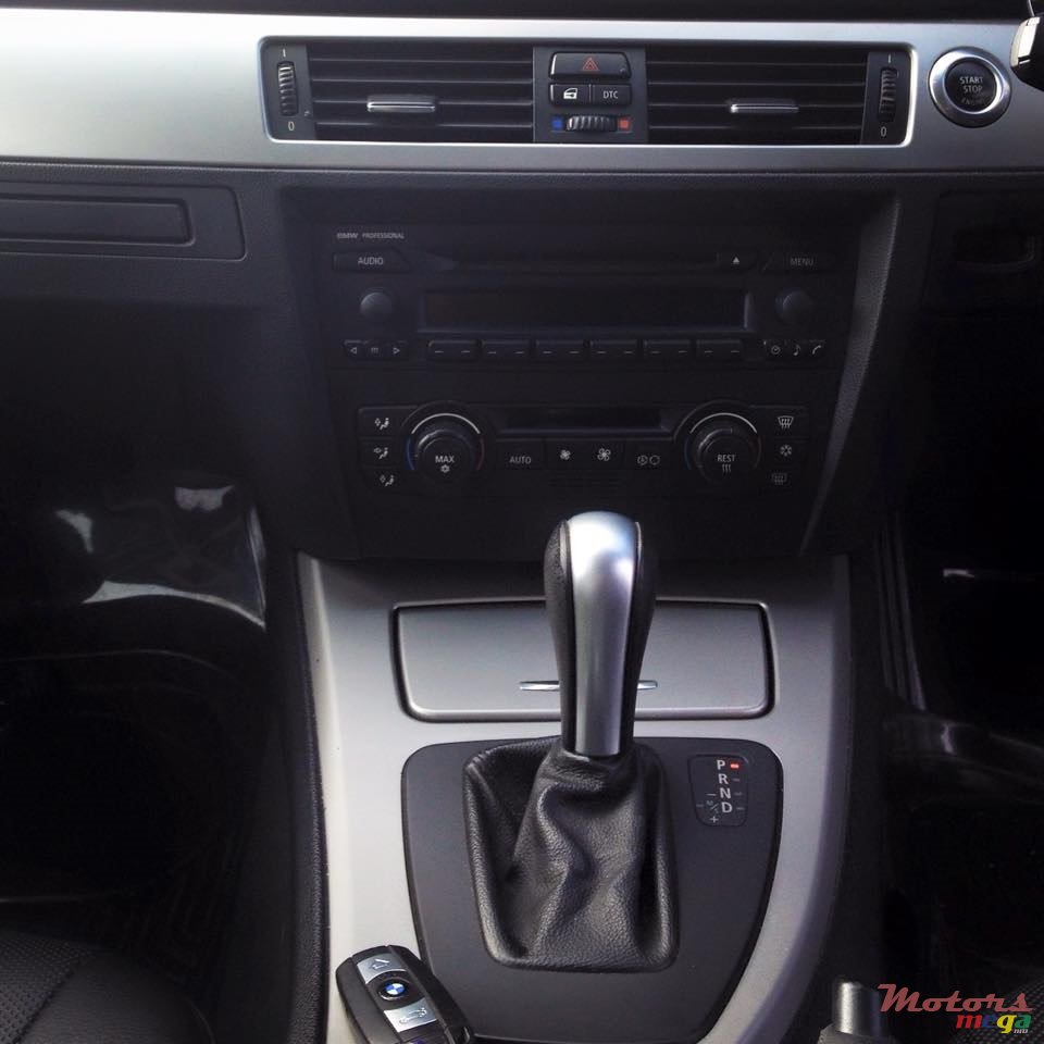 2006' BMW 320 photo #4