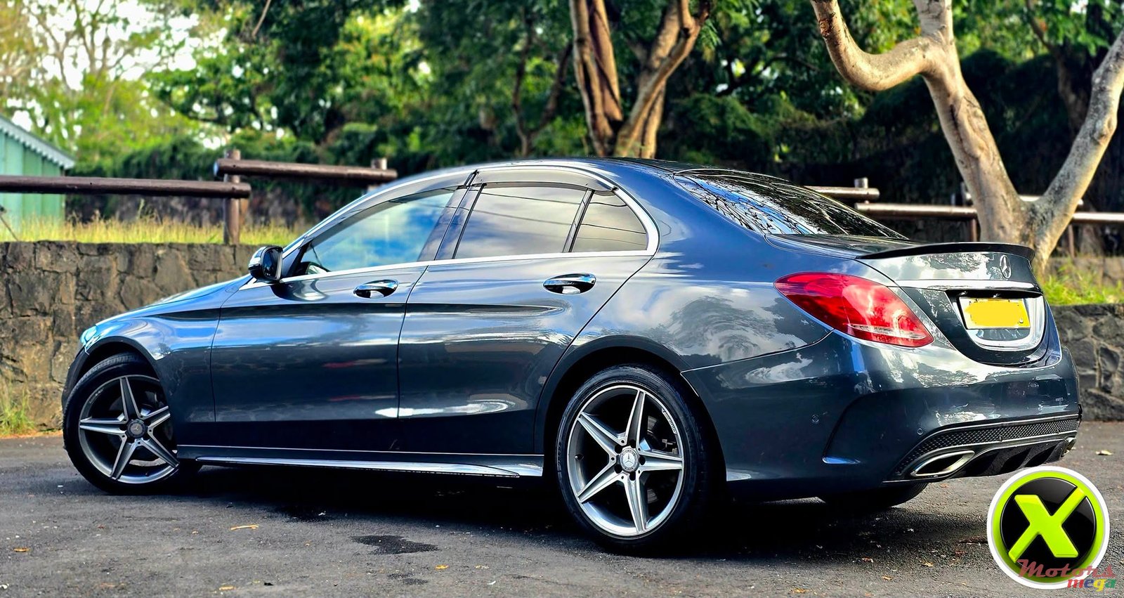 2015' Mercedes-Benz C 180 Full AMG PACK photo #5