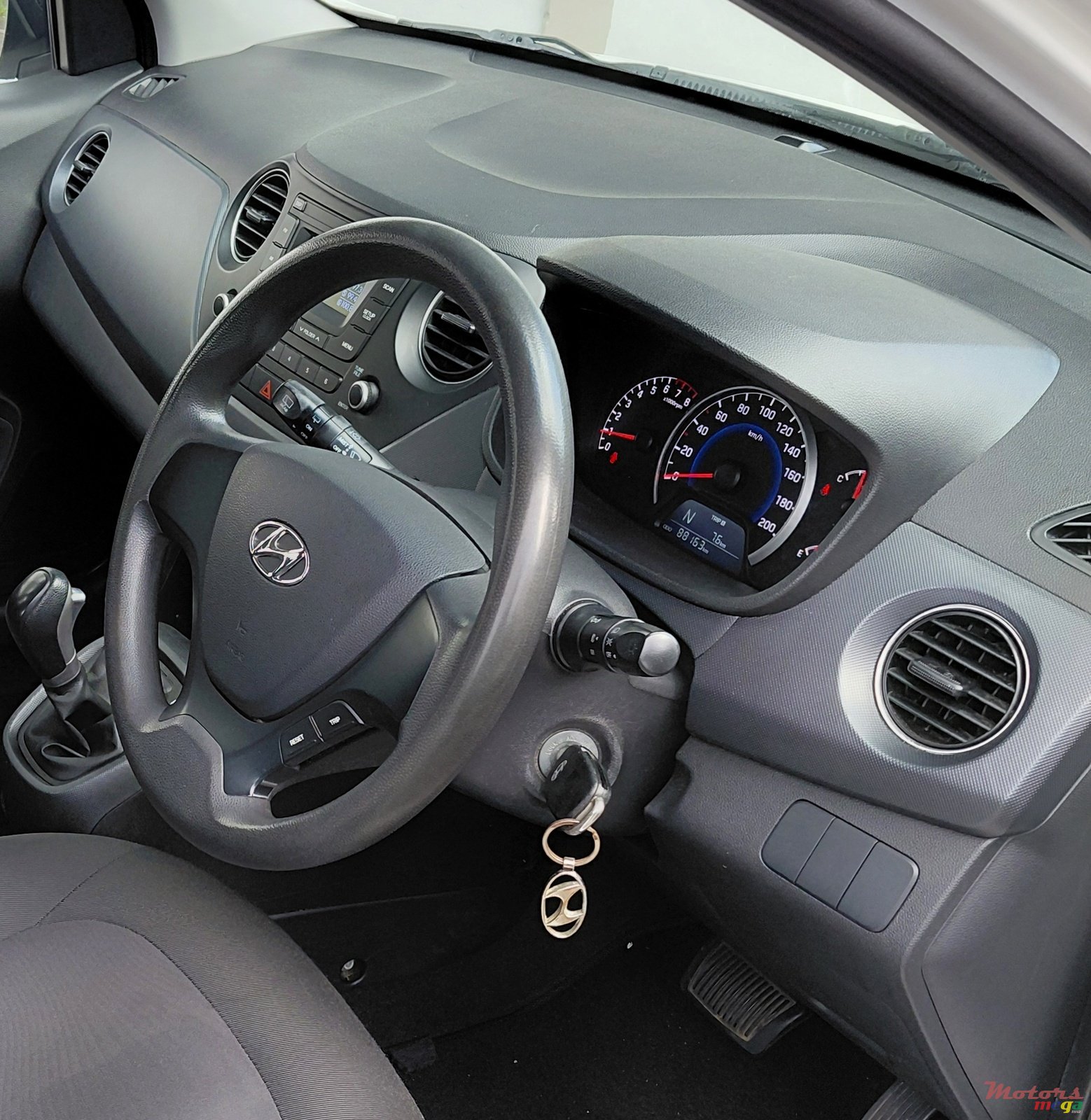 2019' Hyundai i10 photo #5