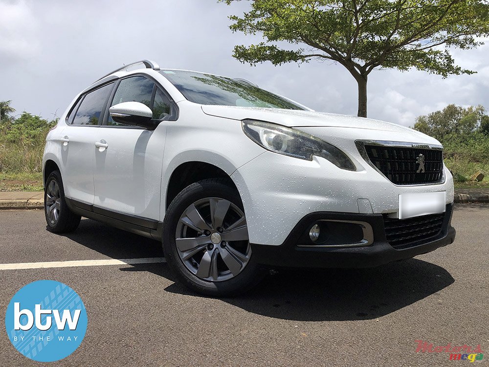 2017' Peugeot 2008 photo #1