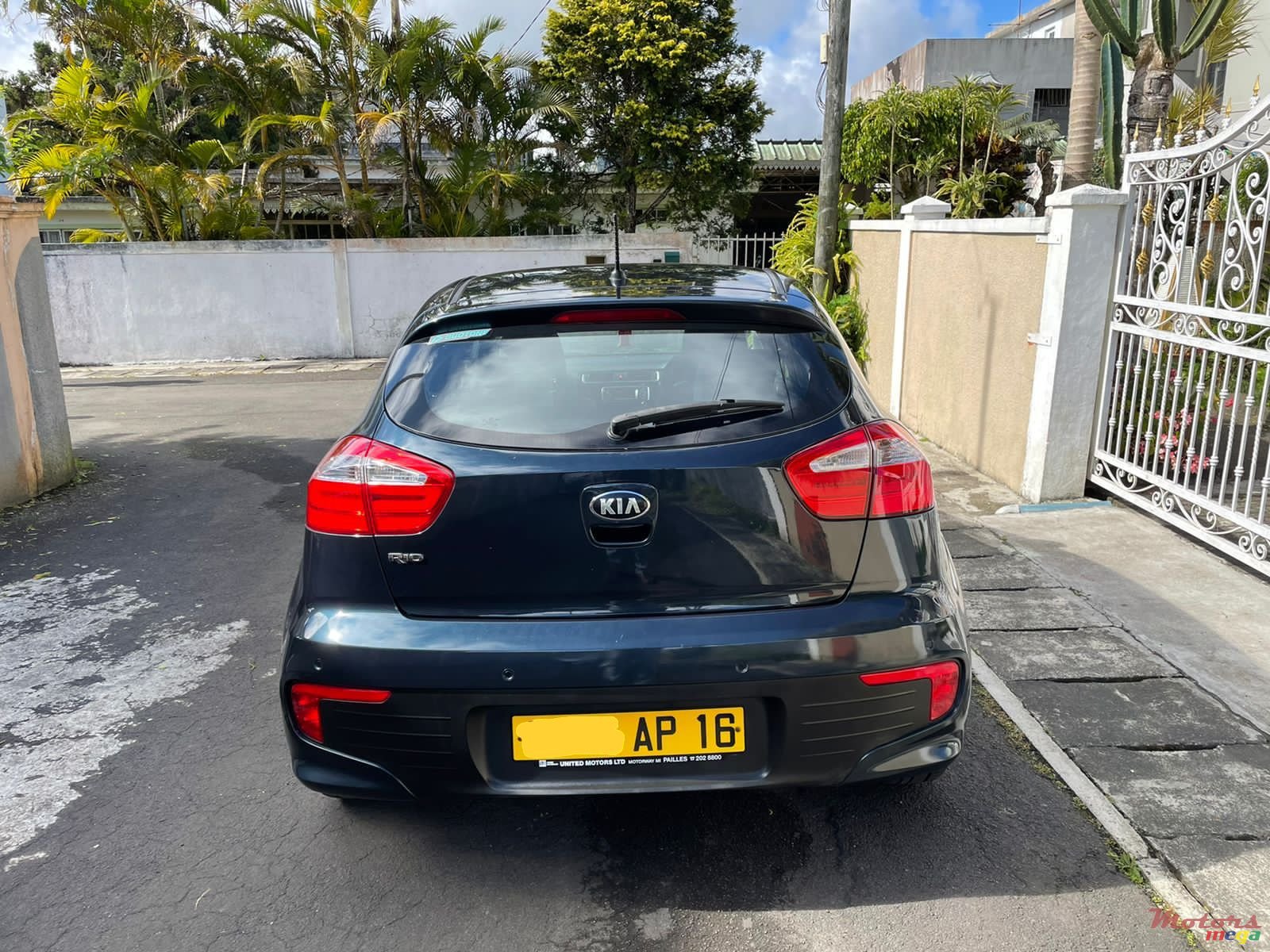 2016' Kia Rio photo #3