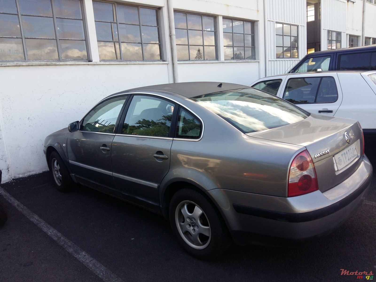 2003' Volkswagen Passat B5 photo #2