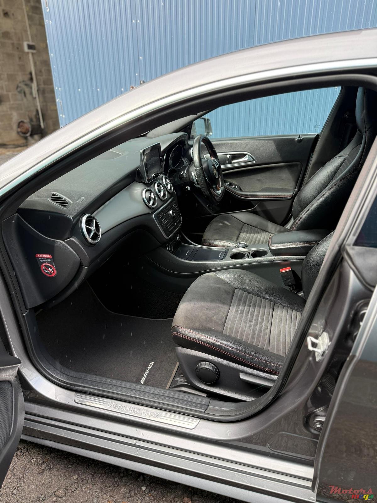 2016' Mercedes-Benz CLA 200 photo #3