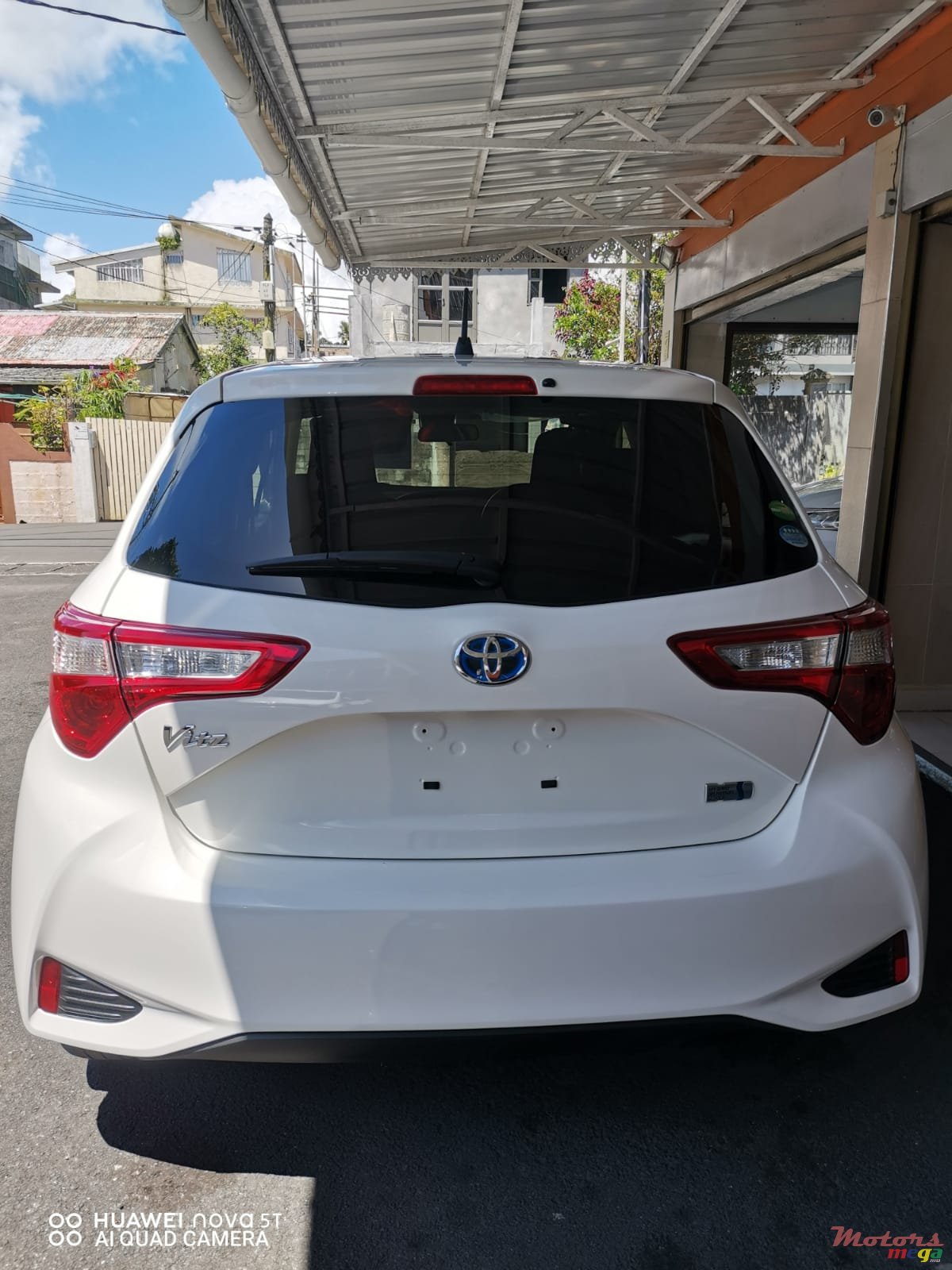2019' Toyota Vitz Hybrid photo #1