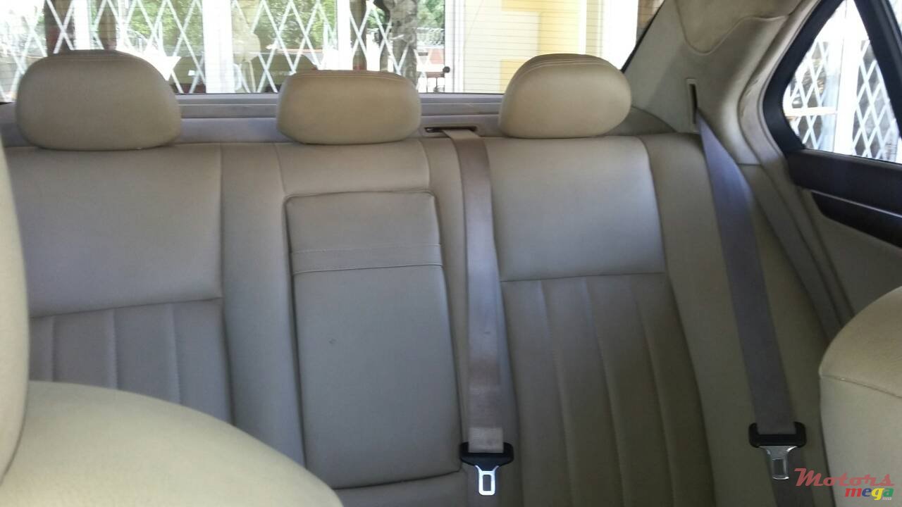 2012' Mercedes-Benz photo #6