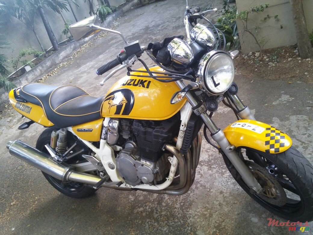 2004' Suzuki original photo #1