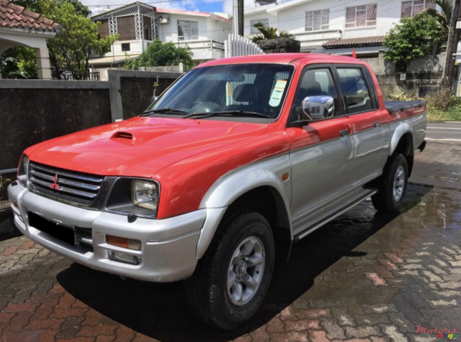 1999' Mitsubishi photo #3