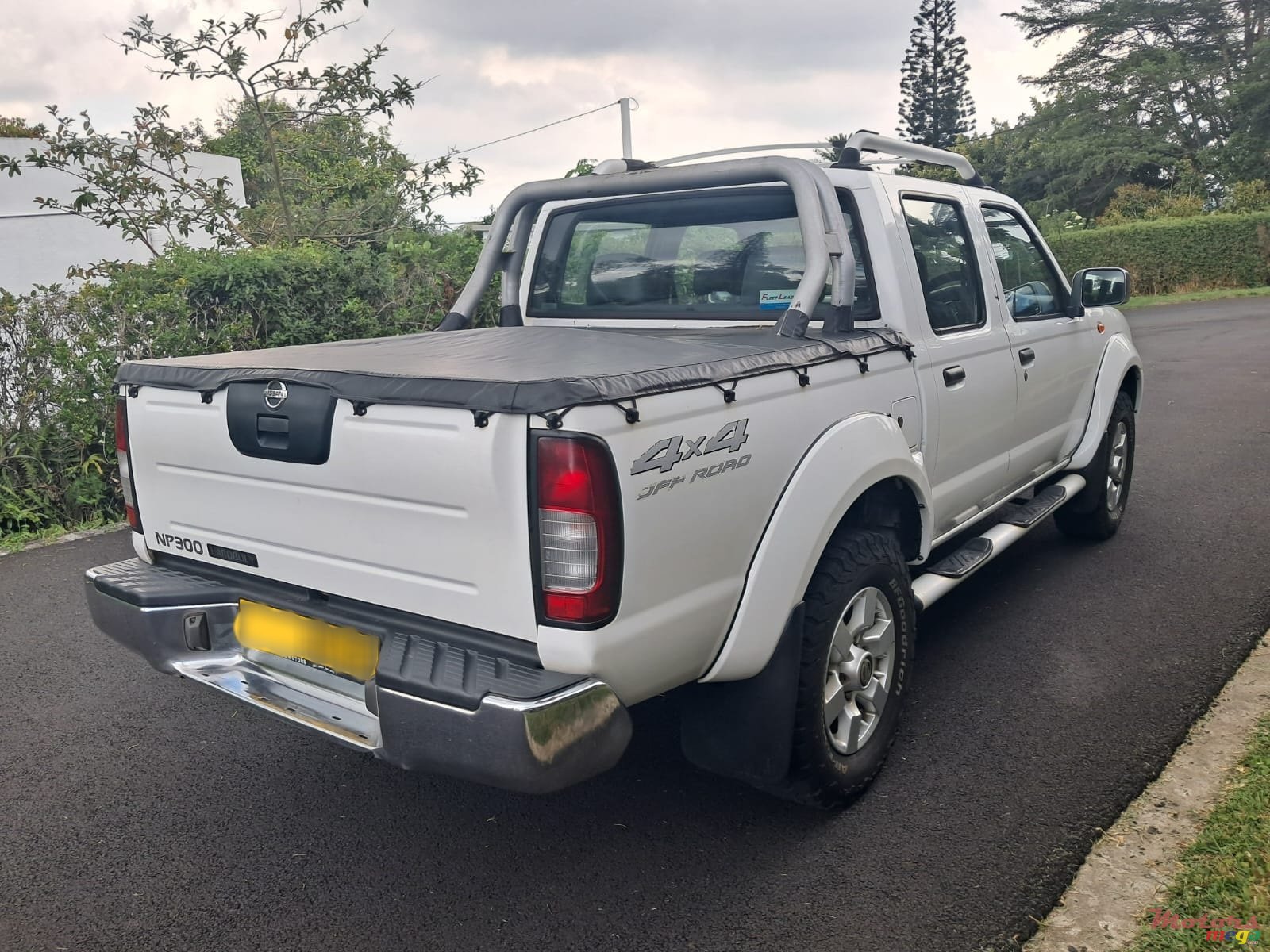 2016' Nissan NP300 HARDBODY Predator photo #5
