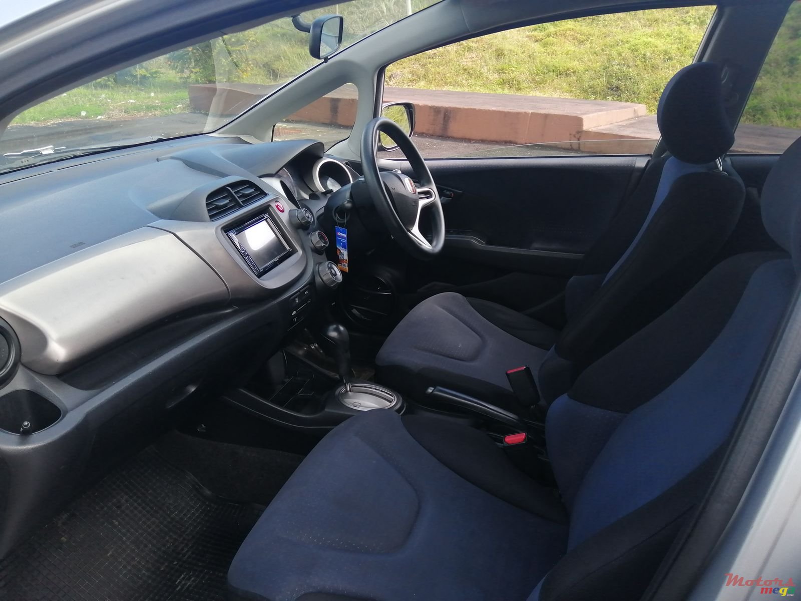 2010' Honda Fit Automatic photo #5