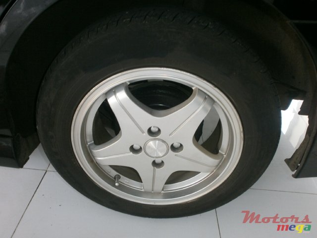 2007' Nissan Wingroad photo #7